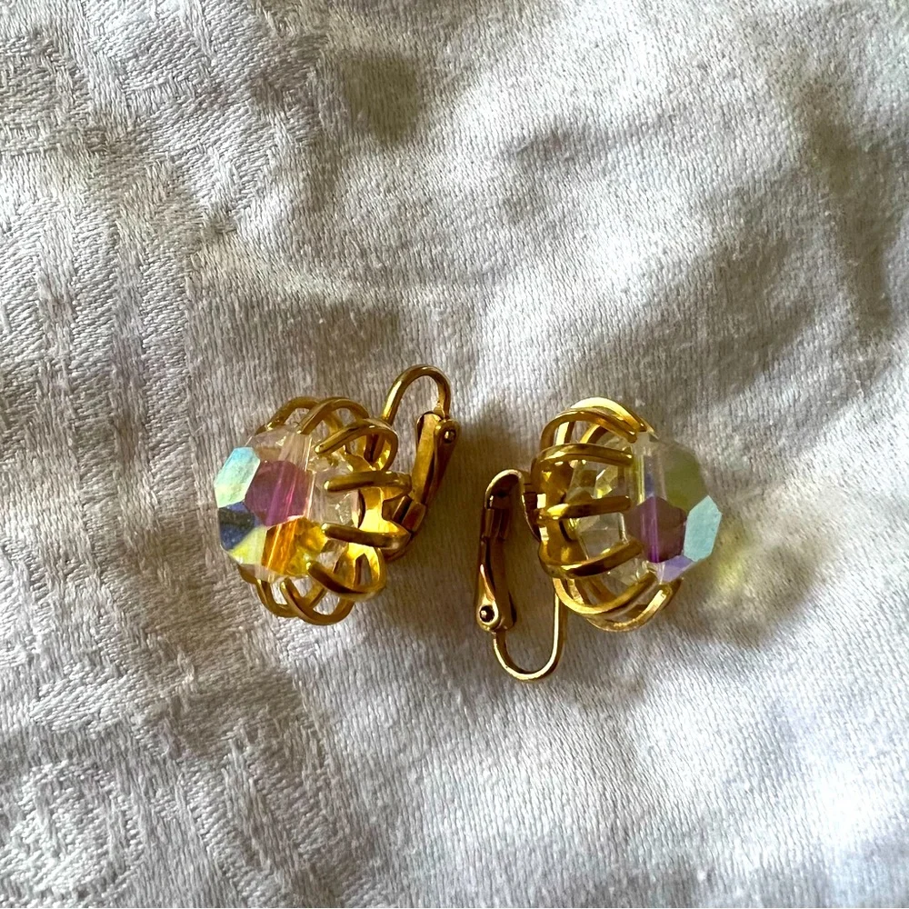Rhinestone clip on earrings vintage
